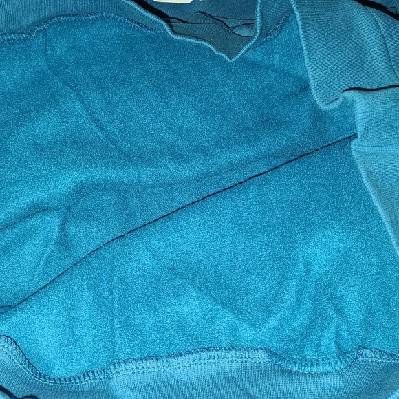 Puma Sweater - Picture 6 of 12